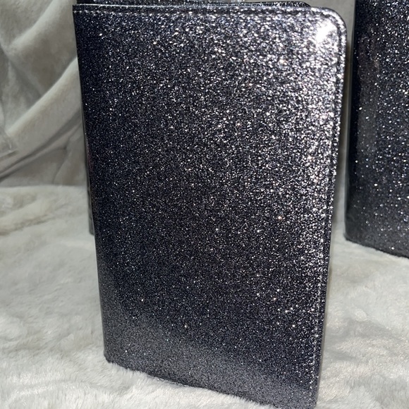 2 for 19 Server organizers with 7 pockets and compartments - Picture 16 of 17